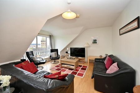 41 University Court, 3-5 University Road, Belfast, BT7 1NA - Photo 2