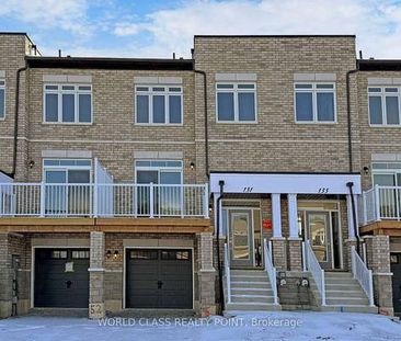 Amazing 4 Bedroom Townhome In Oak Ridges! - Photo 2