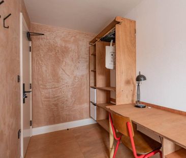 6 bedroom townhouse to rent - Photo 1