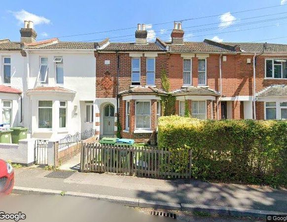 3 Bed Terraced House, Salem St, SO15 - Photo 1