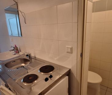 Singlewohnung in innerstädtischer Lage, für Sportliche 4.Stock ohne... - Photo 3