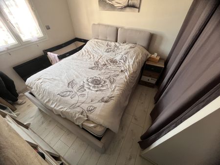 Location Appartement 3 pièces 75m² ST LAURENT DU VAR 06700 - Photo 3