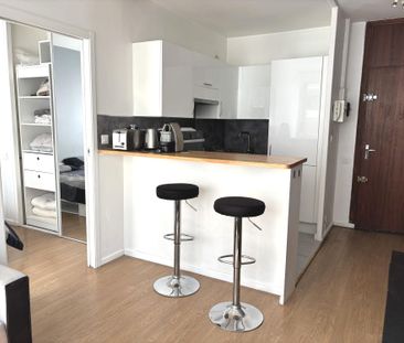 Location Appartement 1 pièce 29m² LYON 6ème - Photo 3