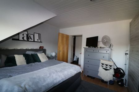 *HERRLICHE 2-ZIMMER-PERLE MIT BALKON* 2. Etage, in ruhiger Lage von Duisburg-Röttgersbach - Photo 4