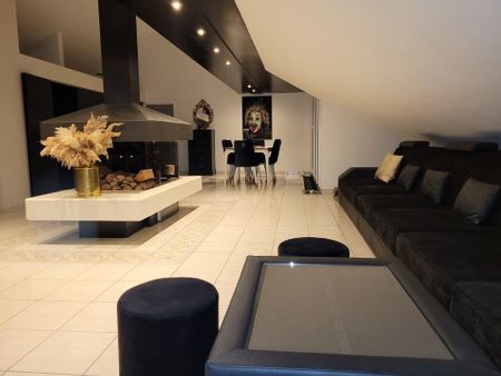 Luxus Penthousewohnung mit Dachterrasse und Garage in Hürth-Sielsdorf - Photo 4