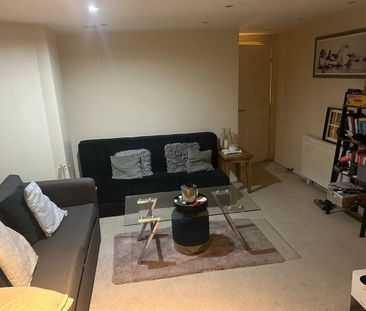 2 Bed Flat, Middlewood Street, M5 - Photo 2