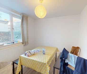 5 bedroom terraced house to rent - Photo 1