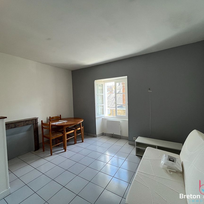Location Appartement 1 pièce 19m² - Photo 1
