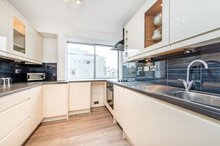 Park Road, London, NW8 - Photo 3