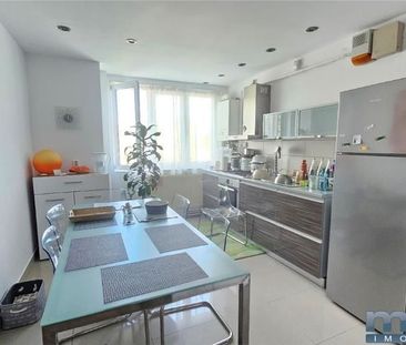 Inchiriere apartament 3 camere Tudor etaj 3 modern - Photo 3