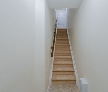 For Lease - 634 Chapman Mills Drive Unit# B, Barrhaven, Ontario - Photo 5