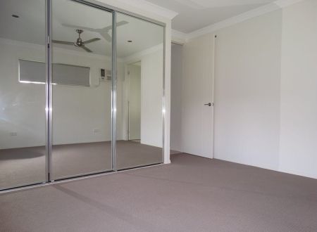 Modern Family Living in a Prime Mount Louisa Location! - Photo 3