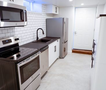 For Lease - 1370 Killarney Beach Road Unit# 207, Innisfil, Ontario - Photo 1