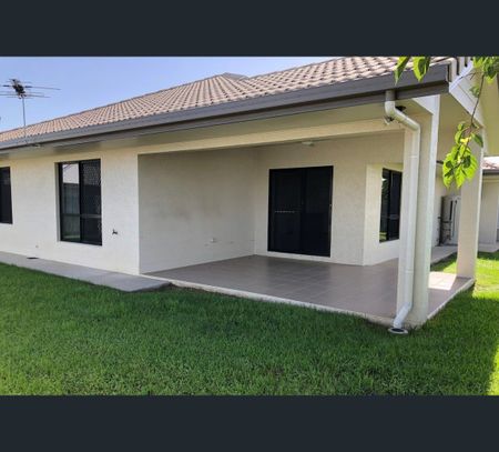 32 Derwent Cct, Kelso, Qld 4815 - Photo 3