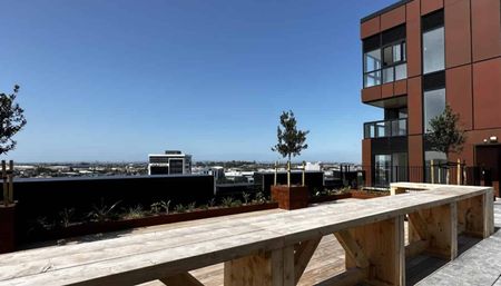 The Residences at LQ Ellerslie Studio Apartment. - Photo 4