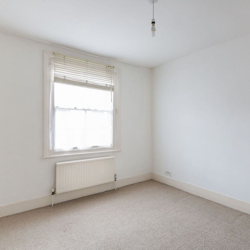 To Let 2 Bedroom House - Photo 1