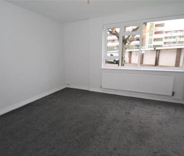 2 bedroom maisonette to rent - Photo 3