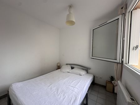 Location Appartement 2 pièces 31m² SETE 34200 - Photo 3