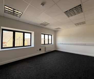 The Manor House, 143 High Street, Honiton, Devon, EX14 - Photo 3