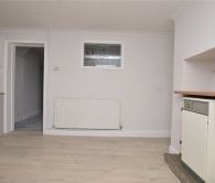 3 Bed Property To Rent - Photo 6
