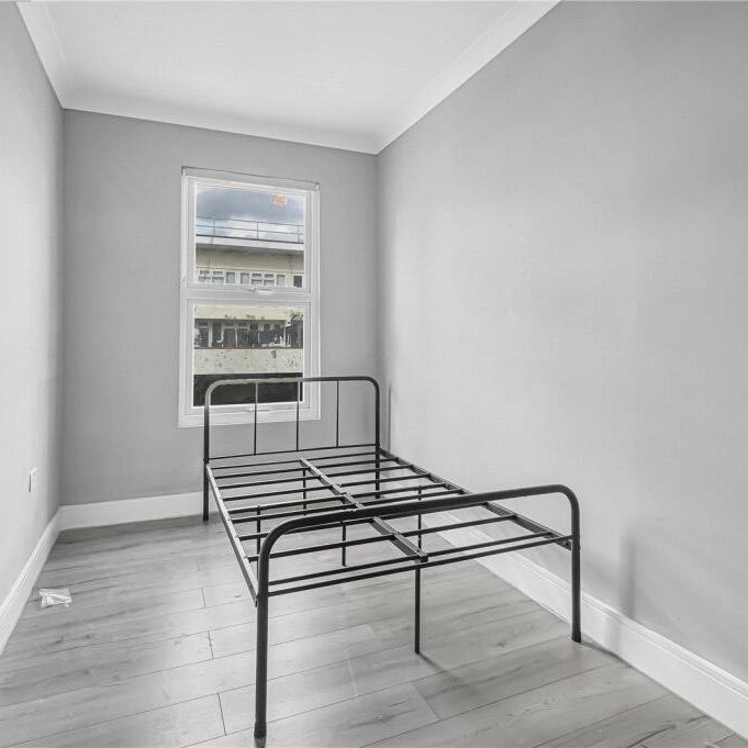 3 Bed Flat, Commerce Road, N22 - Photo 1