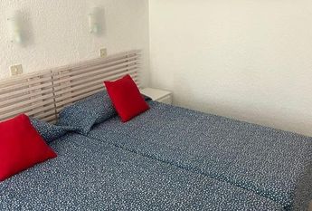 Puerto Rico, Canary Islands 35130