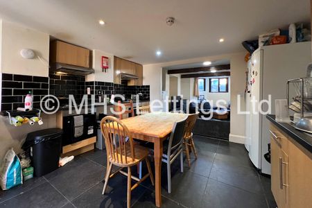 20 Regent Park Avenue, Leeds, LS6 2AU - Photo 3