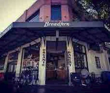 Redfern - Photo 1