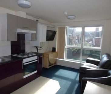 1 Bed - Room Available Now In Brayford Court! - Photo 4