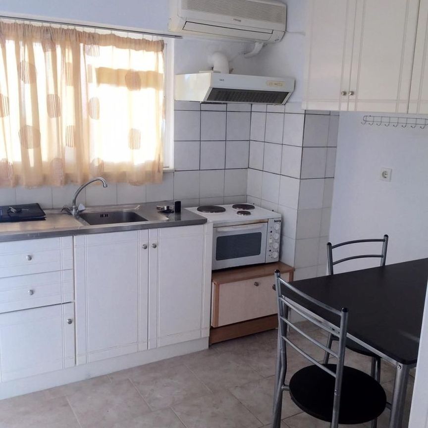 Studio/Γκαρσονιέρα για ενοικίαση Μποζαΐτικα (Πάτρα) - Photo 1