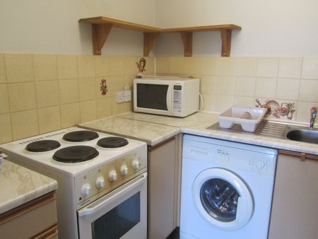 1 bedroom apartment to rent - Photo 3