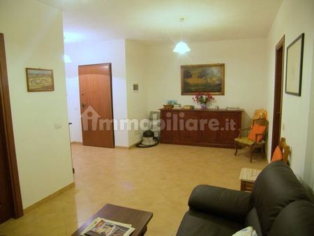 Appartamento ottimo stato, secondo piano, Centro, Montepulciano - Photo 2