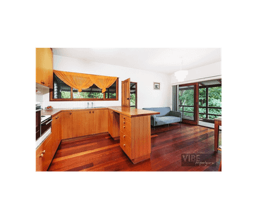 'BEEHIVE HOUSE' - Photo 1