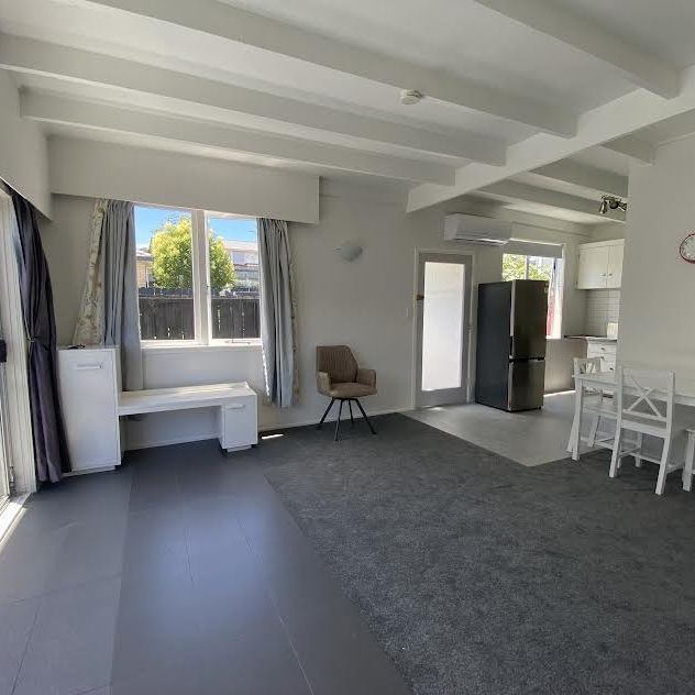 Property Management9 Bond Crescent, Forrest Hill - House for Rent - Photo 1