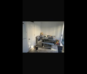 3 Bed Terraced House, North Gardens, BN1 - Photo 1