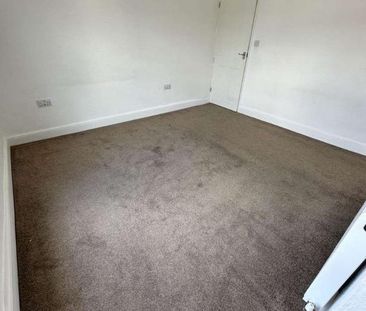 Wollaton Road, Beeston, Nottingham, NG9 - Photo 1