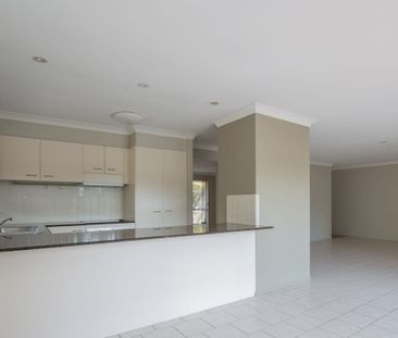 5 Rushworth Street, Parkwood QLD 4214 - House For Rent | Domain - Photo 5