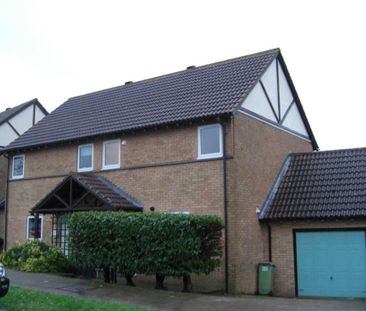 3 bedroom semi-detached house to rent - Photo 1