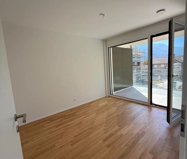 Free immediately - Beautiful 2.5 room apartment, 72 m² - Sion - Gre... - Photo 2