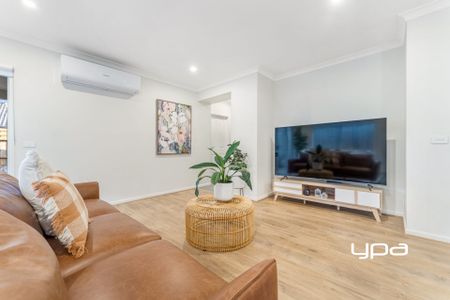 GREAT FAMILY HOME - Photo 3