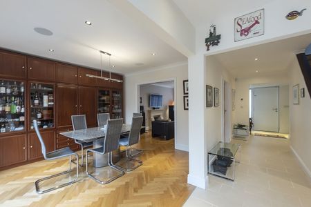 4 bedroom detached house to rent - Photo 3