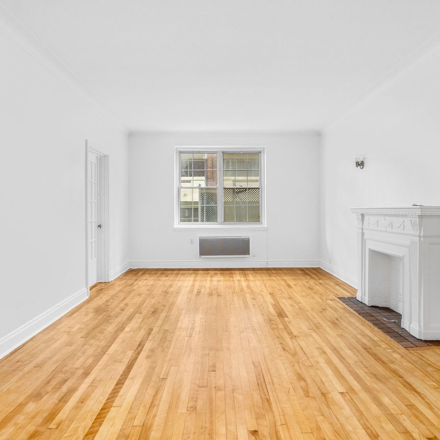 4780 Ch. de la Côte-des-Neiges, #21 - Photo 1