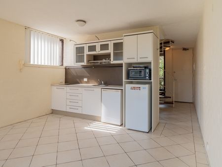 39/58 Pacific Drive, Port Macquarie NSW 2444 - Apartment For Rent | Domain - Photo 3