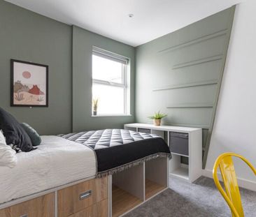 Montgomerie #23 - Photo 6