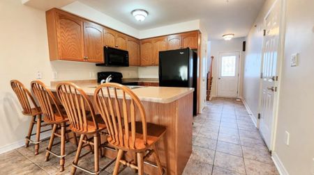 For Lease - 21 BLUEGRASS Crescent, St. Catharines, Ontario - Photo 4