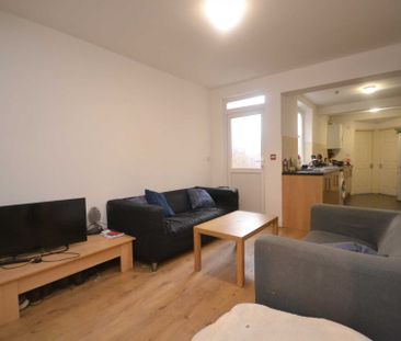 Price £3,780 pcm - Available 01/07/2026 - Furnished - Photo 2