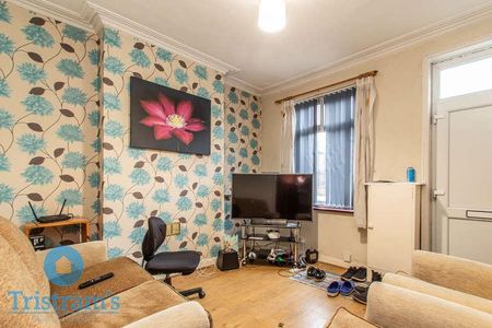 Beeston Road, Dunkirk, NG7 - Photo 2