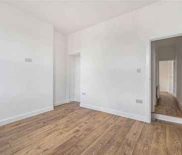 Scotland Green Road, Enfield, EN3 - Photo 6