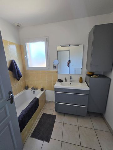 Location Appartement 5 pièces 99m² PEYRINS 26380 - Photo 3