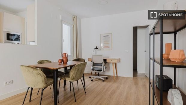 1 room luxury Flat for rent in Madrid, Spain - Photo 1